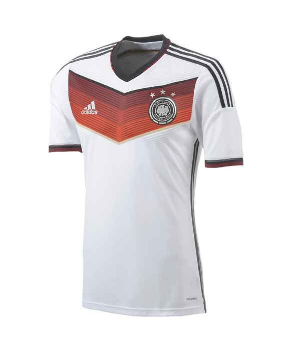 1. Preis: ein Originaltrikot der deutschen Fußballnationalmannschaft